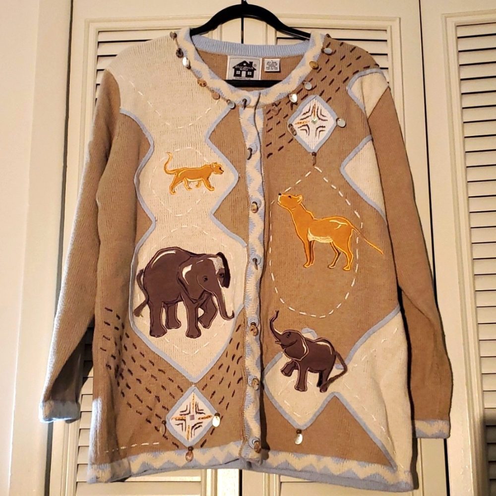 Like new! Vintage Storybook Knits safari animal embellished sweater
